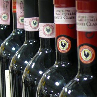 Tuscan Wines - Oliver's Travels (Image via Tuscanycious on Flickr)