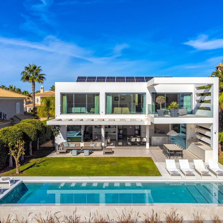 Villas in the Algarve - header