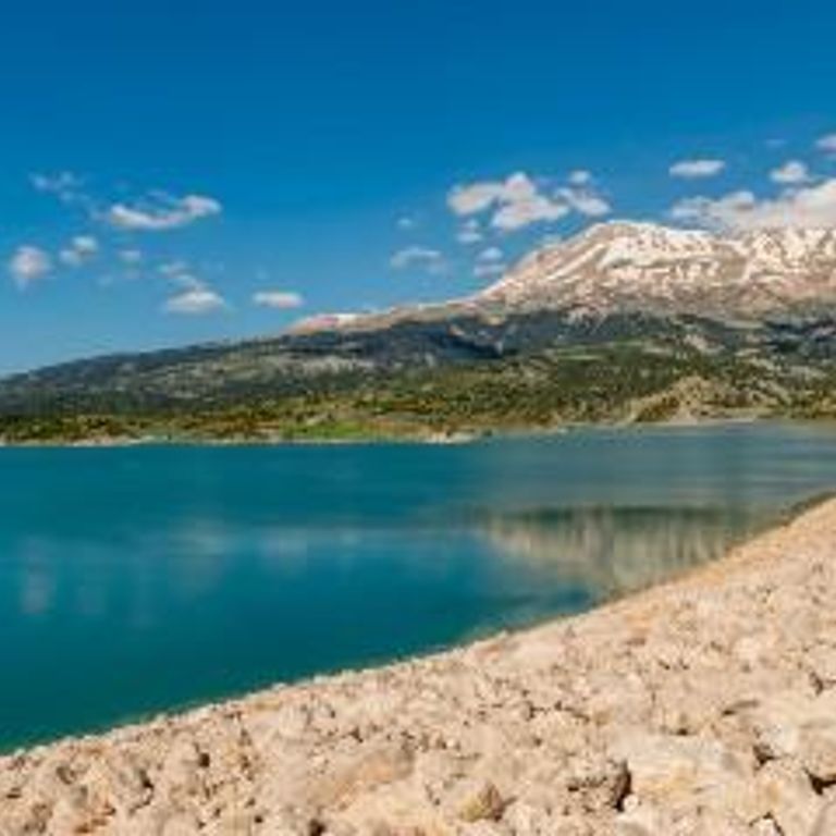 Green Lake Gombe Kalkan